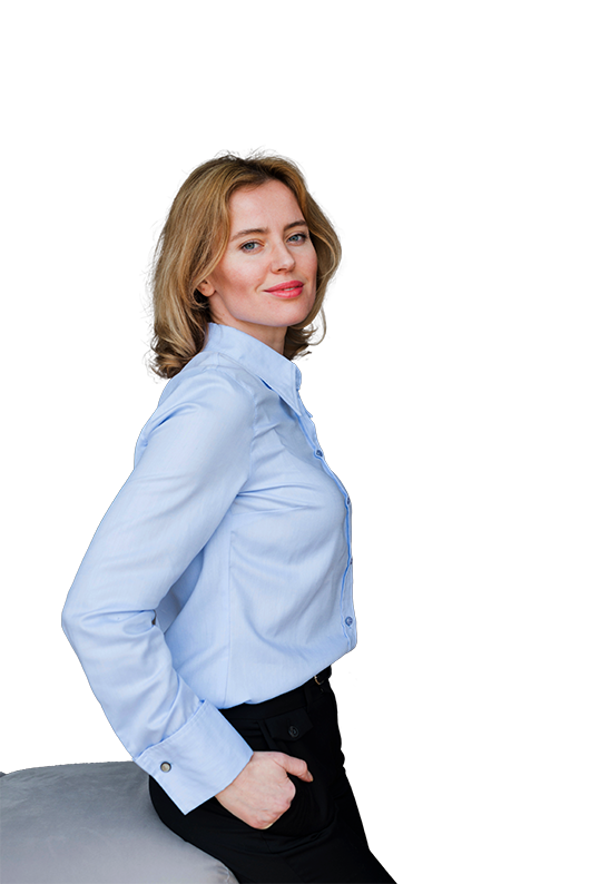 MAXES_woman sideview